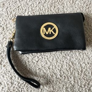 Michael Kors wristlet